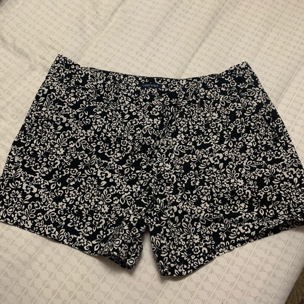 Land ‘N Sea shorts